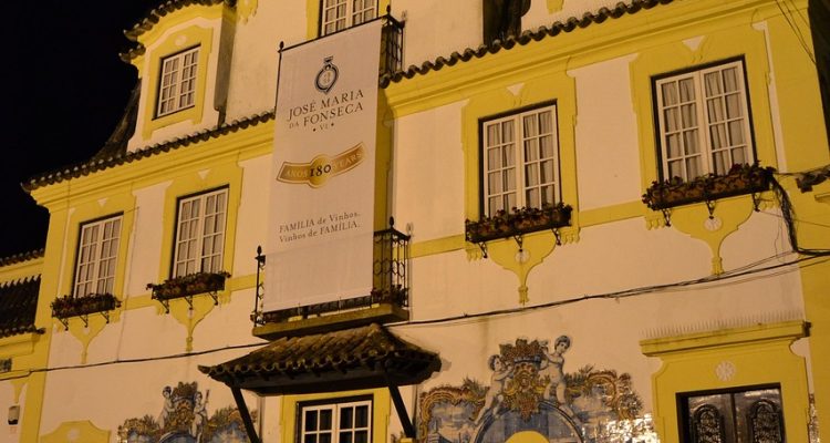 découvrez fonseca, une référence dans le monde du vin et de la gastronomie, offrant des produits de qualité supérieure et une histoire riche. plongez dans l'univers élégant et raffiné de cette marque emblématique.