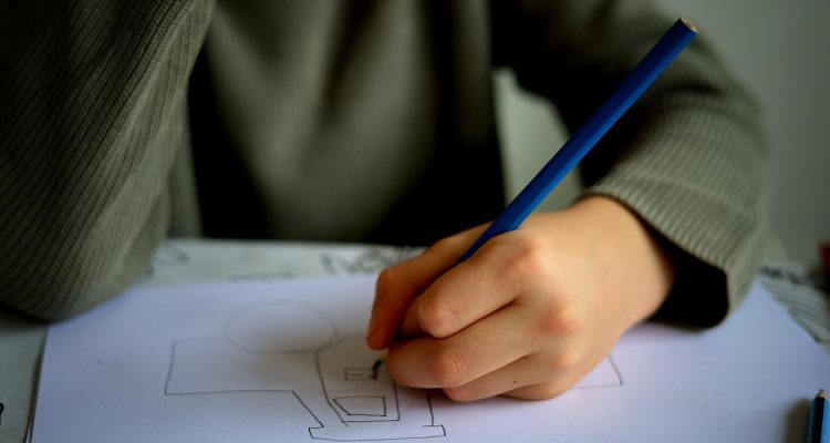 découvrez l'art du dessin avec nos conseils, techniques et inspirations pour libérer votre créativité. que vous soyez débutant ou artiste confirmé, explorez des astuces pratiques pour améliorer vos compétences en dessin.