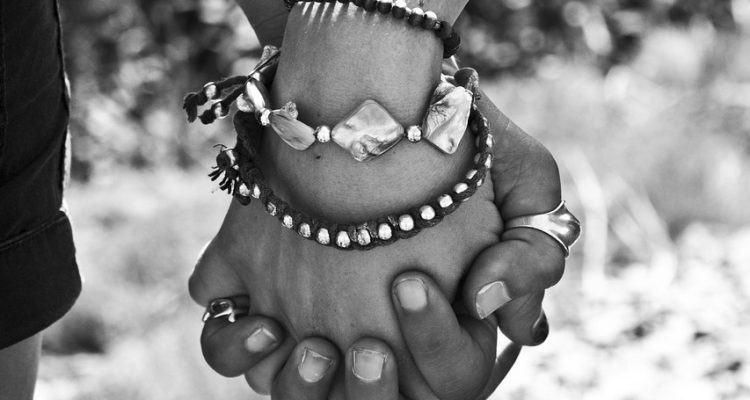 découvrez tout ce qu'il faut savoir sur la notion de trust : définition, fonctionnement, avantages et usages dans la gestion de patrimoine et la planification successorale.