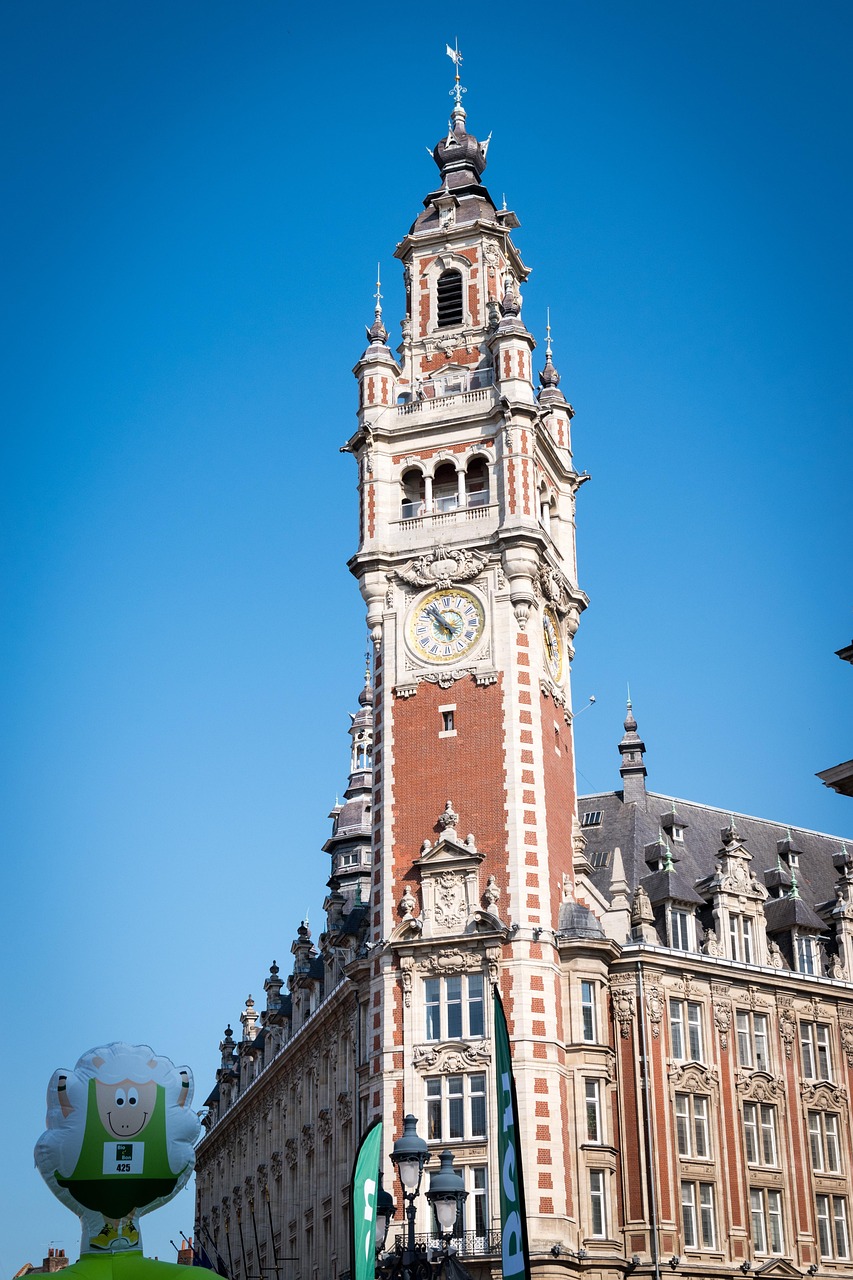 découvrez la programmation complète de lille lineup : artistes, horaires et scènes pour un événement musical incontournable à lille.