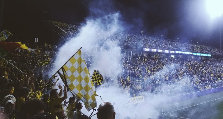 découvrez les dernières actualités et mises à jour sur les transferts de football, les rumeurs, les confirmations et les analyses des mouvements des joueurs dans les clubs du monde entier.