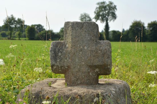 découvrez notre hommage spécial dédié à des moments, personnes ou œuvres exceptionnels qui ont marqué l'histoire et nos vies.