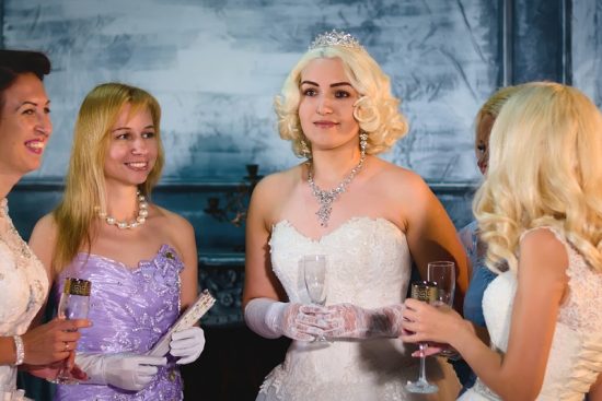 découvrez tout ce qu'il faut savoir sur courtois, son histoire, ses qualités et son impact dans son domaine.